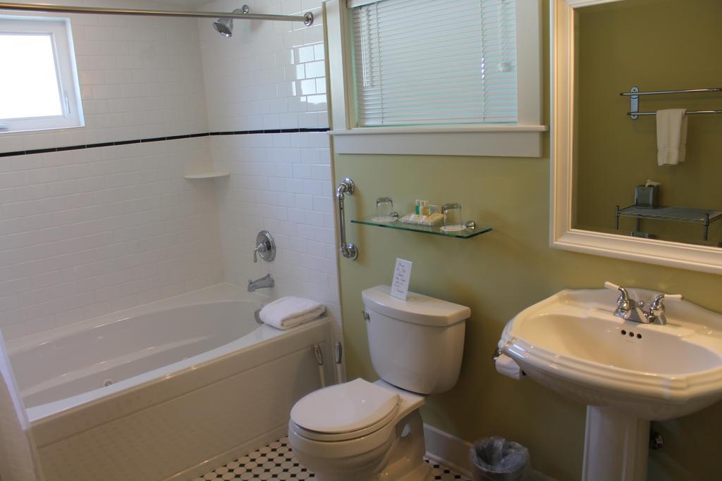 Captain'S Cottage Suites 그랜드헤이븐 객실 사진