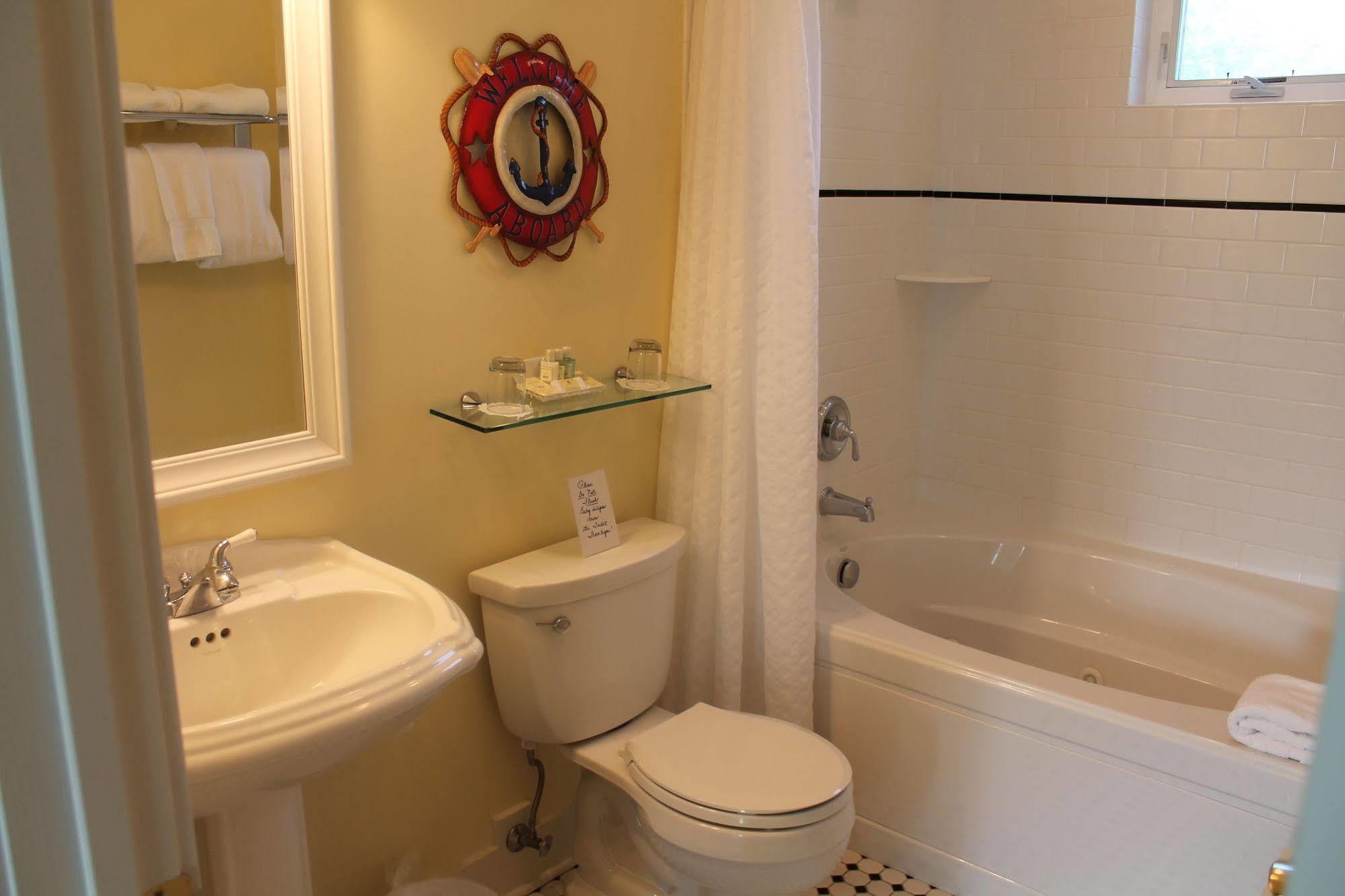 Captain'S Cottage Suites 그랜드헤이븐 외부 사진