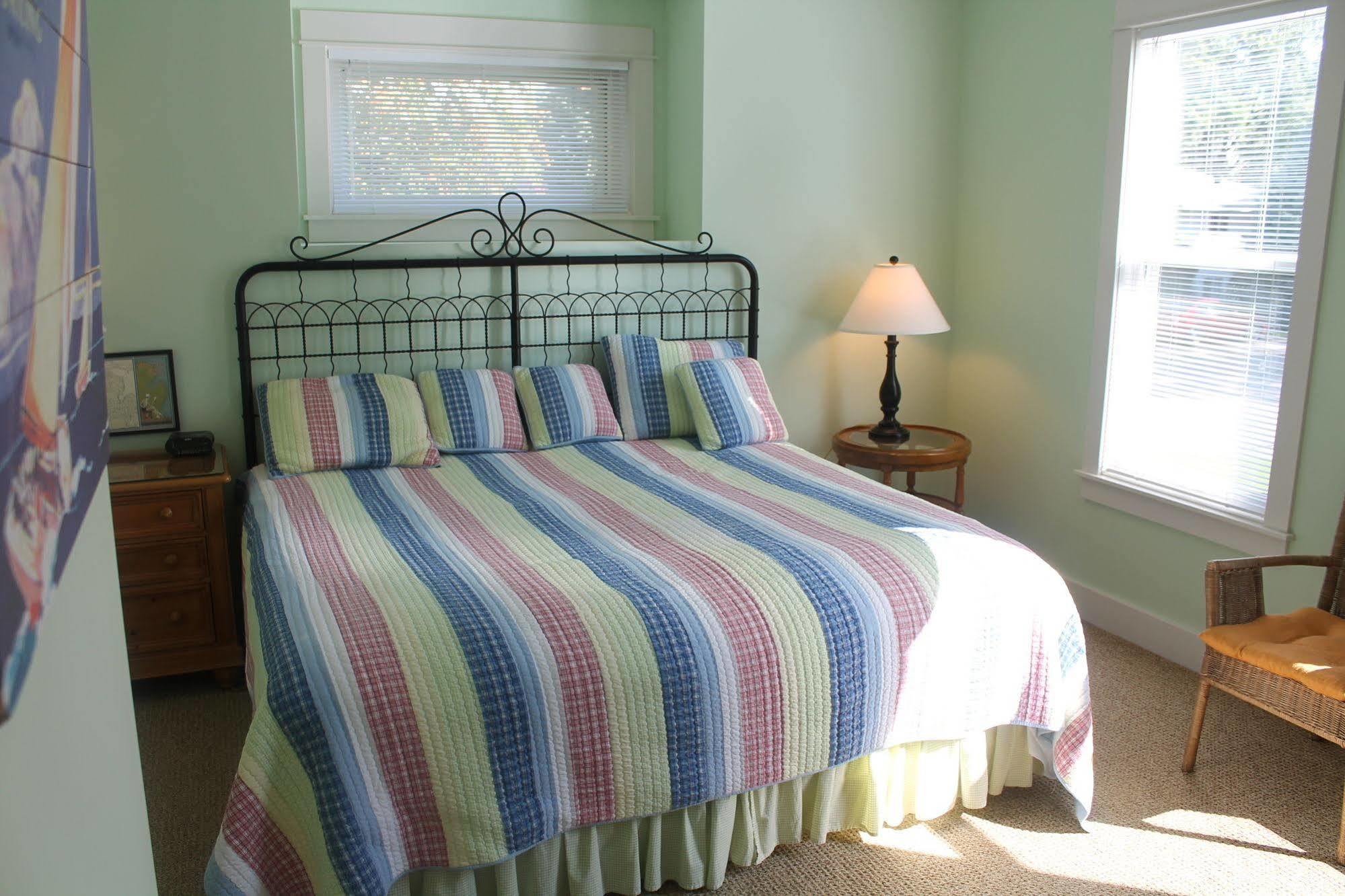 Captain'S Cottage Suites 그랜드헤이븐 외부 사진